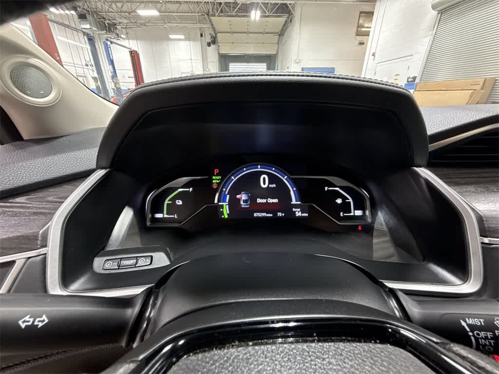Thumbnail: 2018 Honda Clarity - 32