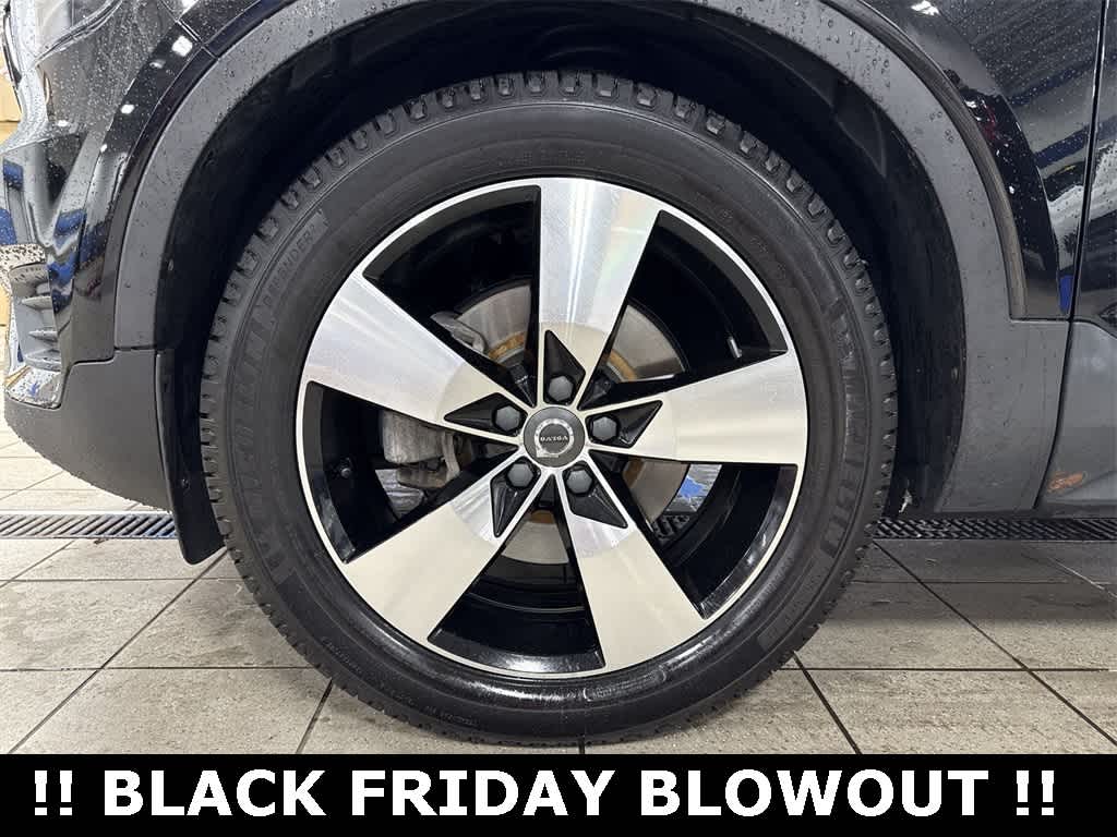 Thumbnail: 2020 Volvo XC40 - 10