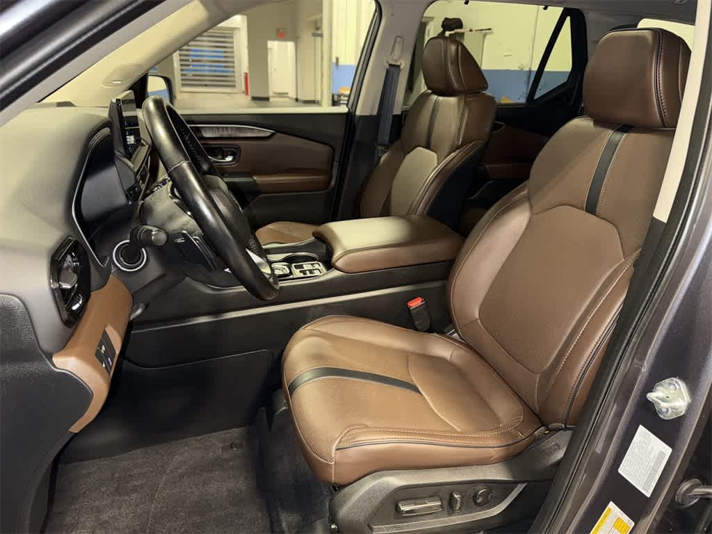 Thumbnail: 2023 Honda Pilot - 15