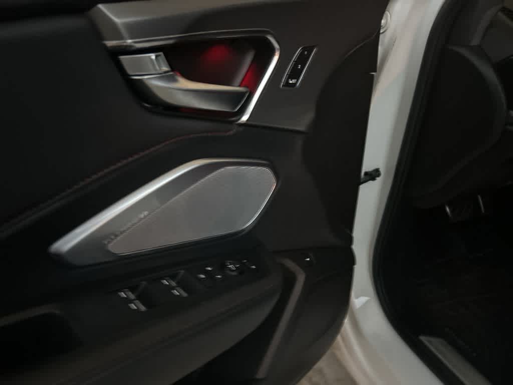 Thumbnail: 2021 Acura RDX - 16