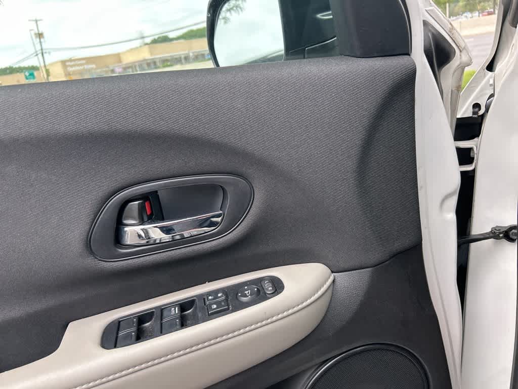 Thumbnail: 2022 Honda HR-V - 9