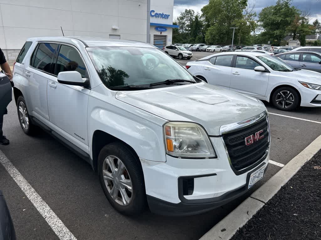 Thumbnail: 2017 GMC Terrain - 16