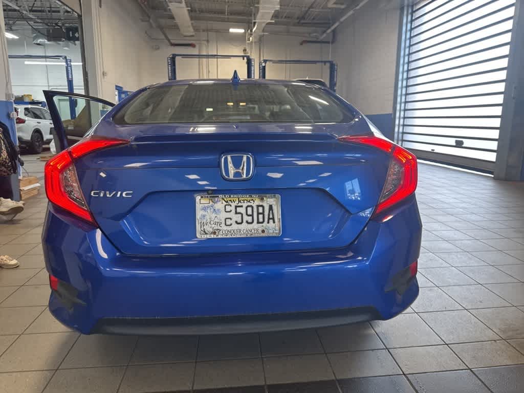 Thumbnail: 2017 Honda Civic - 9
