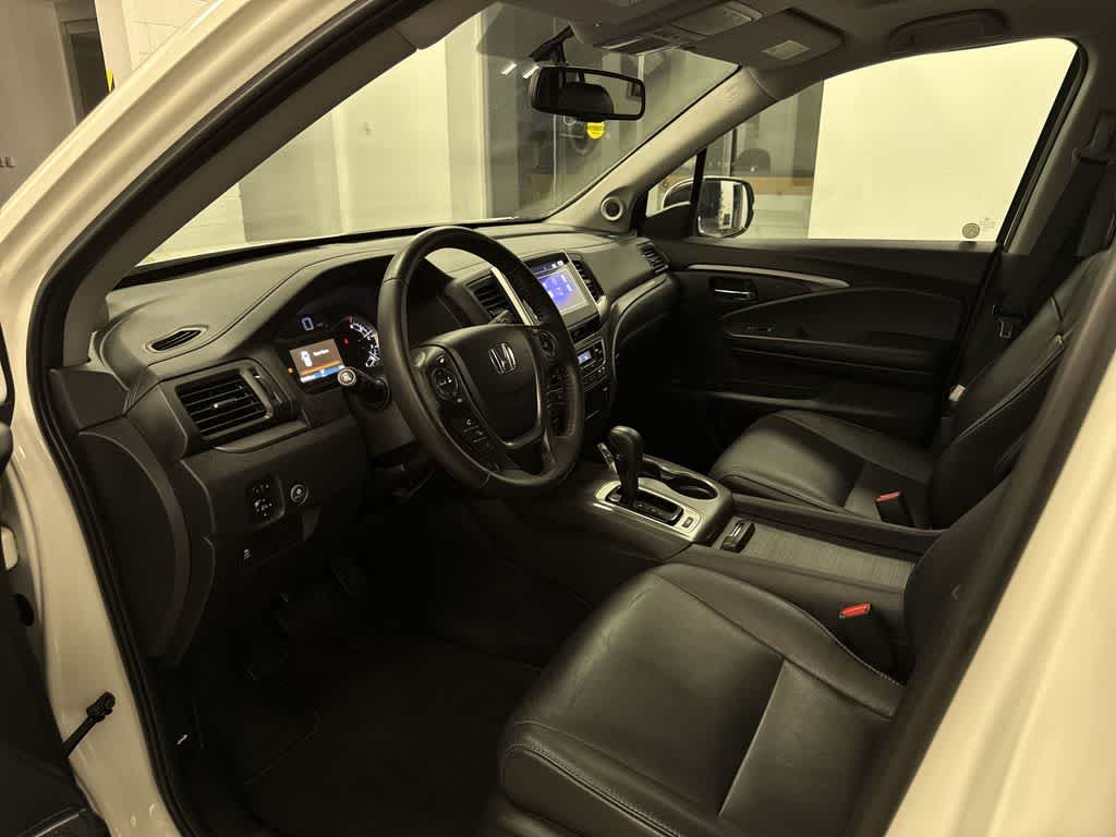 Thumbnail: 2018 Honda Pilot - 31