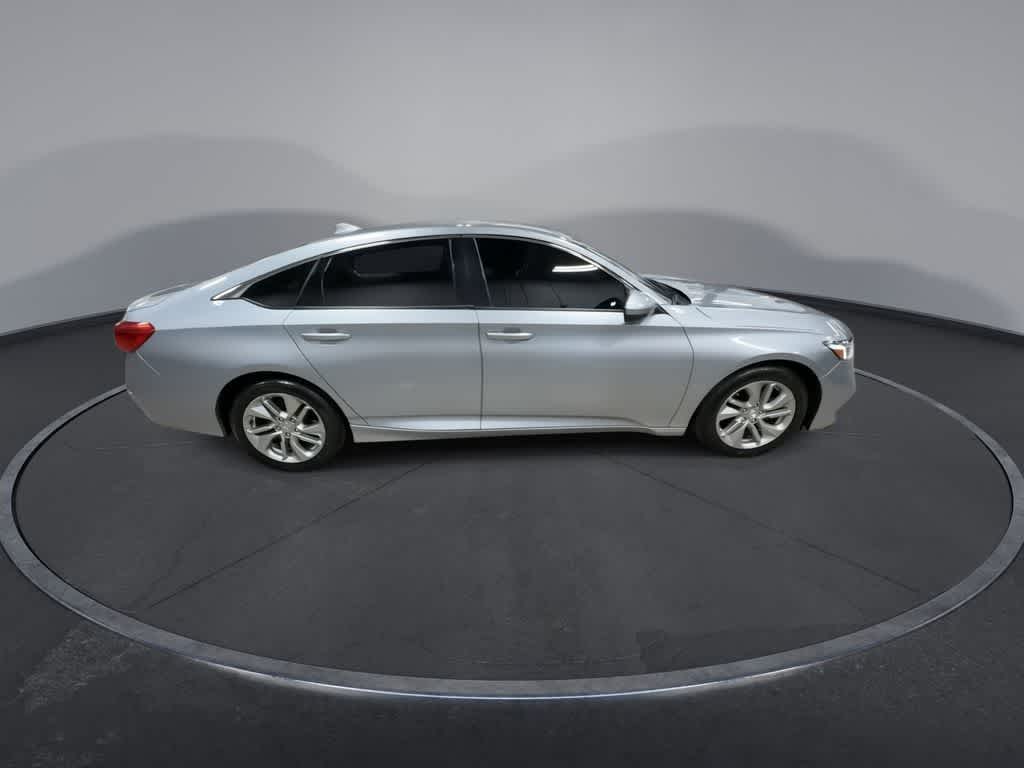 Thumbnail: 2018 Honda Accord - 9