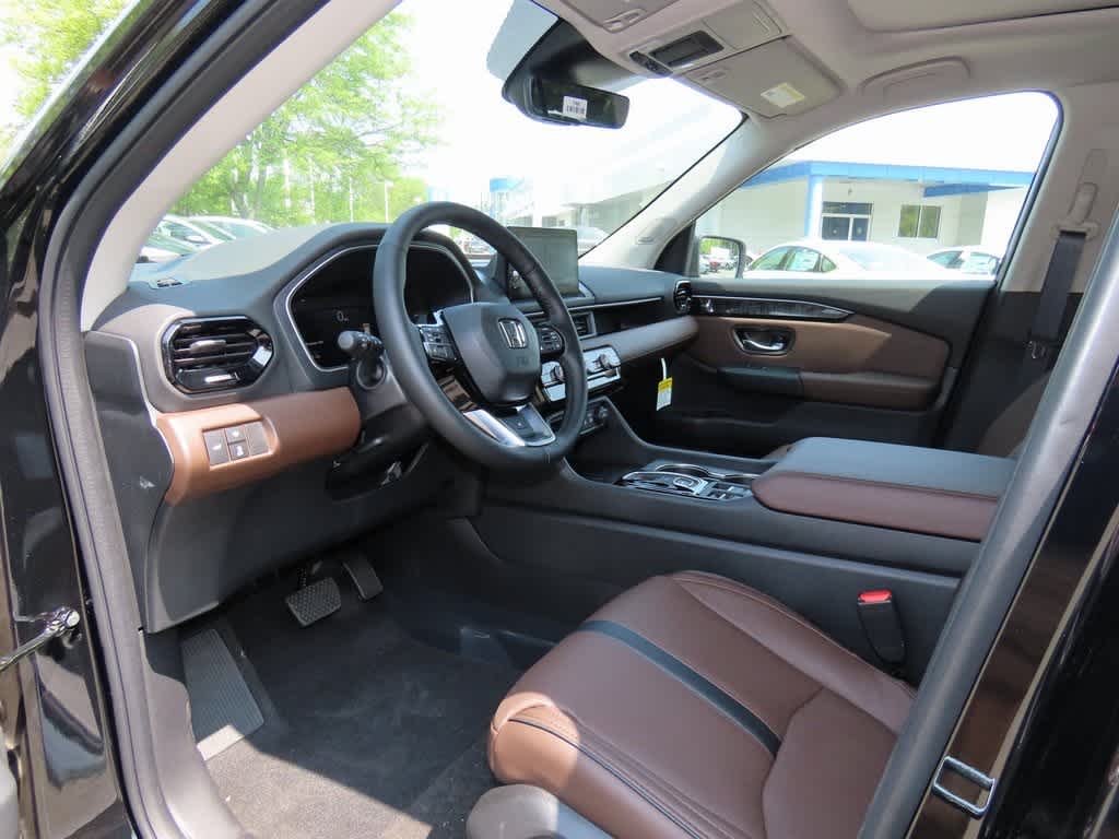 2025 Honda Pilot Elite 2