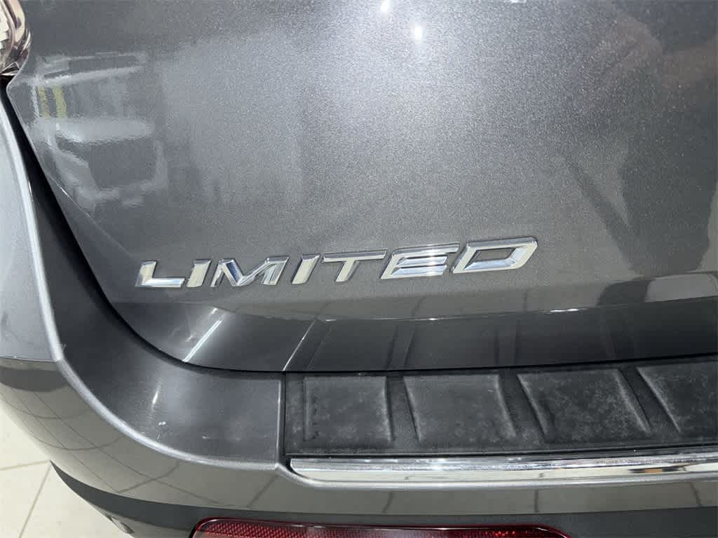 Thumbnail: 2022 Ford Explorer - 29