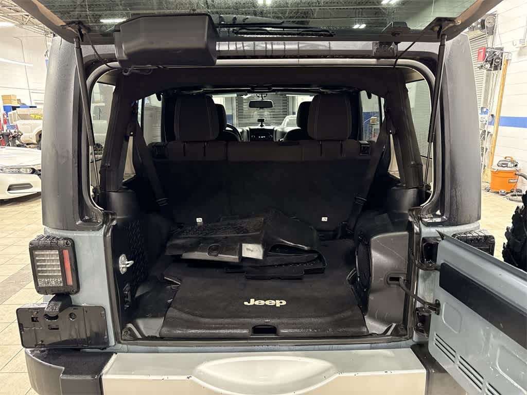 Thumbnail: 2014 Jeep Wrangler - 11