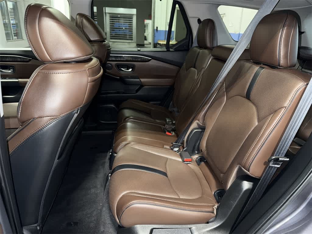 Thumbnail: 2023 Honda Pilot - 17