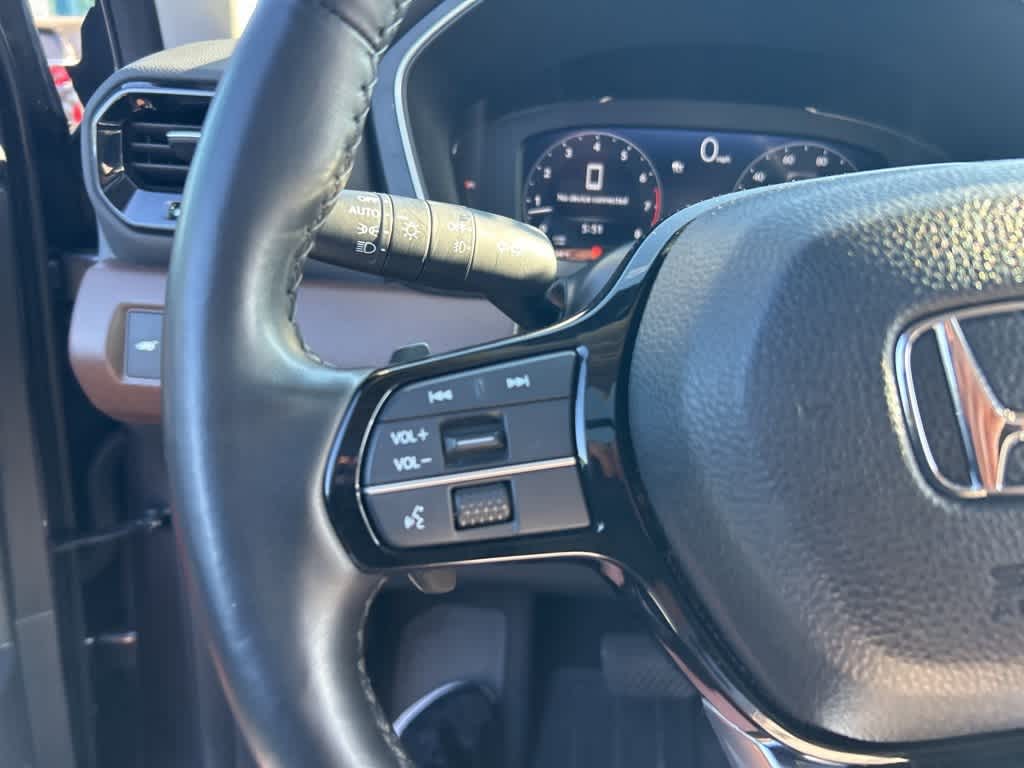 Thumbnail: 2023 Honda Pilot - 21
