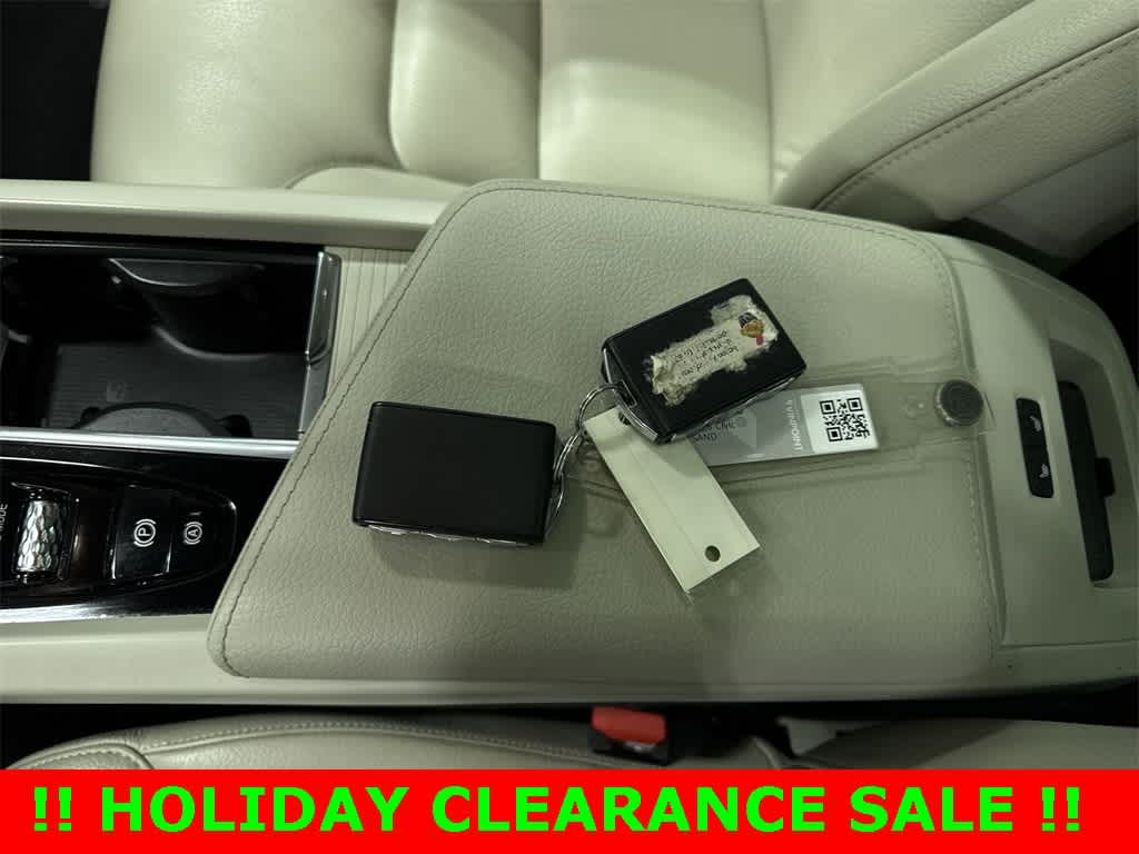 Thumbnail: 2020 Volvo XC60 - 33