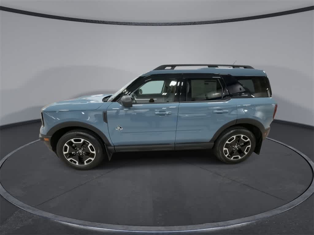 Thumbnail: 2023 Ford Bronco Sport - 5