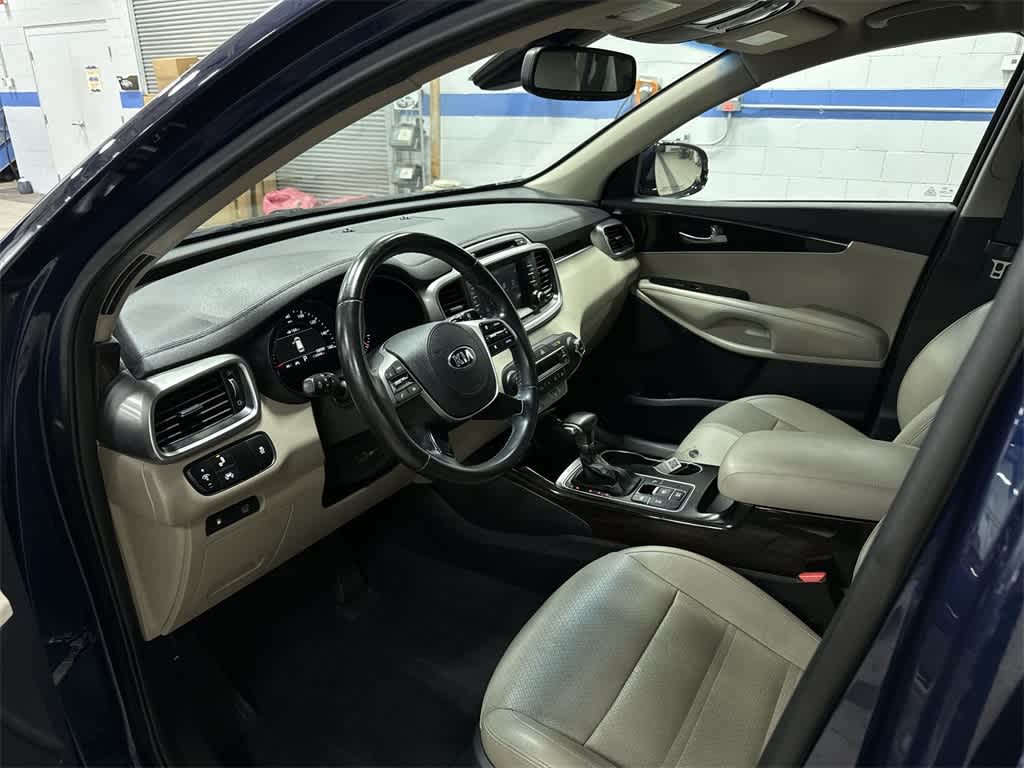 Thumbnail: 2019 Kia Sorento - 29