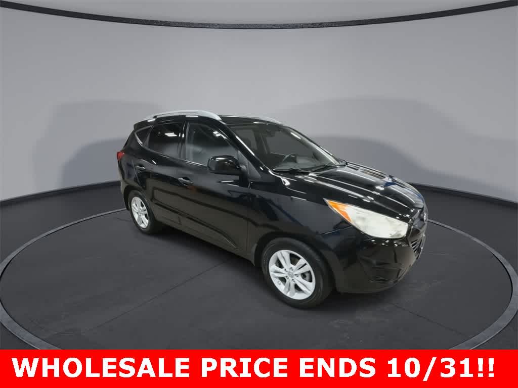 Thumbnail: 2011 Hyundai Tucson - 2