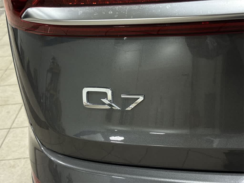 Thumbnail: 2022 Audi Q7 - 28
