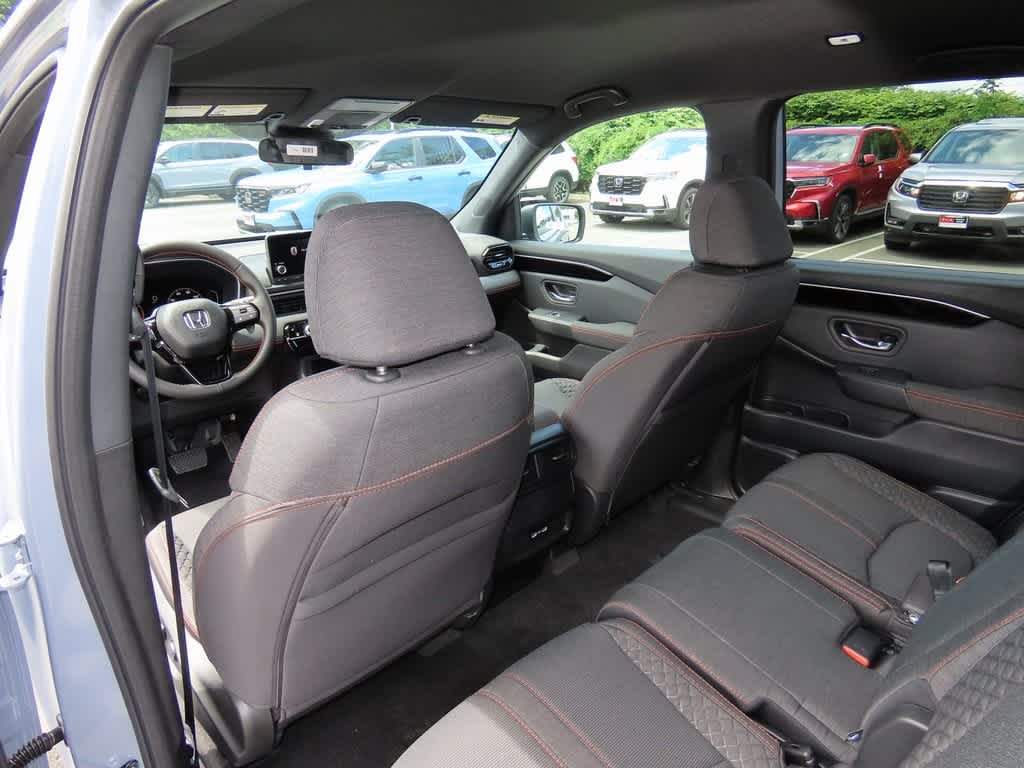 Thumbnail: 2025 Honda Pilot - 15