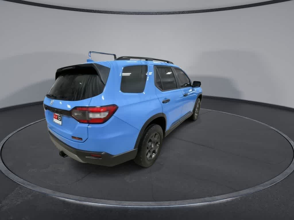 Thumbnail: 2025 Honda Pilot - 8