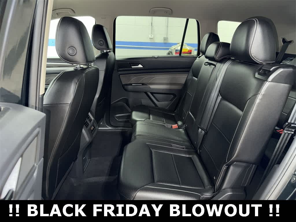 Thumbnail: 2021 Volkswagen Atlas - 17