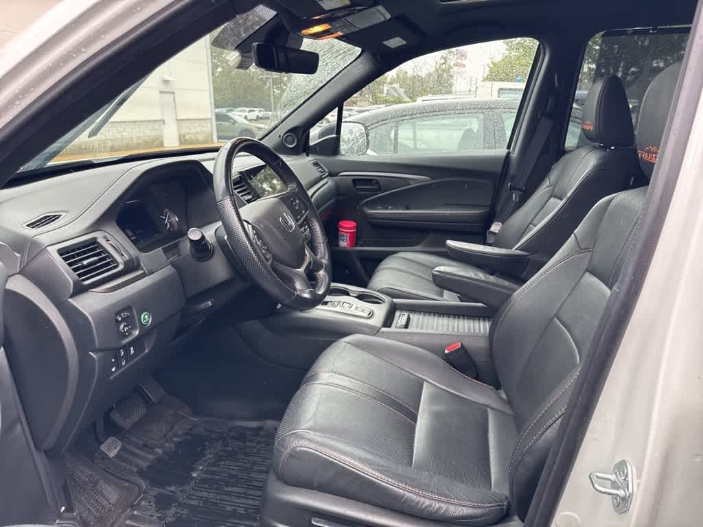 Thumbnail: 2022 Honda Passport - 8