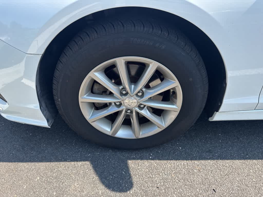 Thumbnail: 2019 Hyundai Sonata - 22