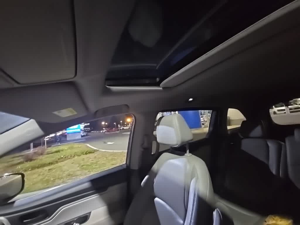 Thumbnail: 2022 Honda Odyssey - 10