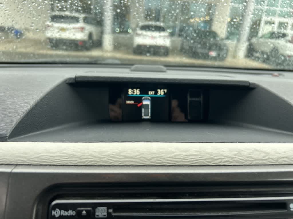 Thumbnail: 2014 Toyota Sienna - 26