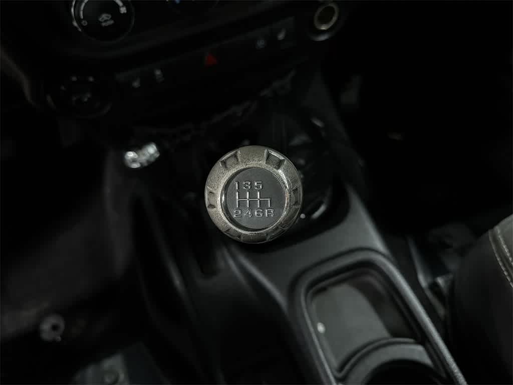 Thumbnail: 2014 Jeep Wrangler - 27