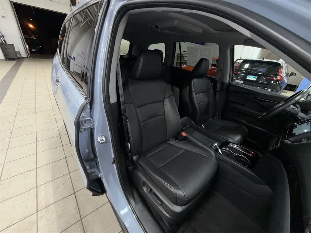 Thumbnail: 2022 Honda Pilot - 16