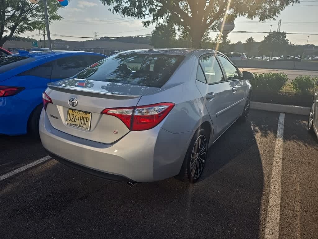 Thumbnail: 2016 Toyota Corolla - 13