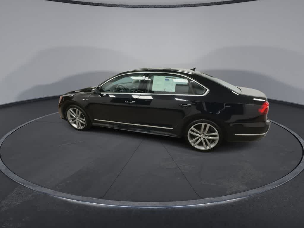 Thumbnail: 2017 Volkswagen Passat - 6
