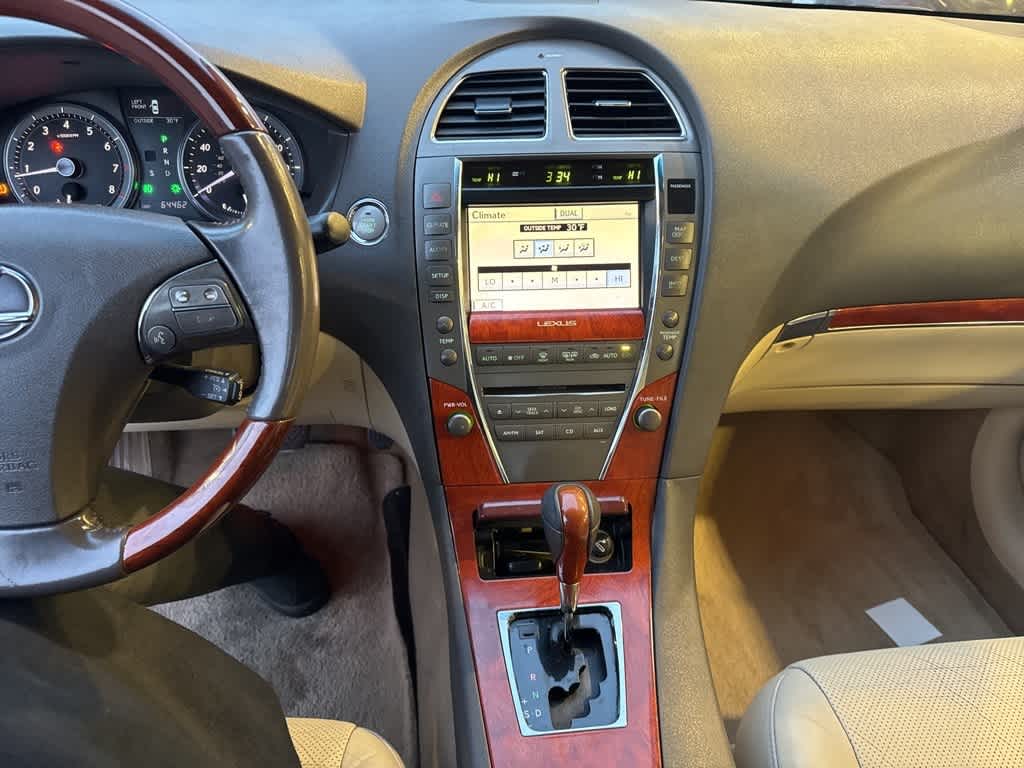 Thumbnail: 2011 Lexus ES - 13