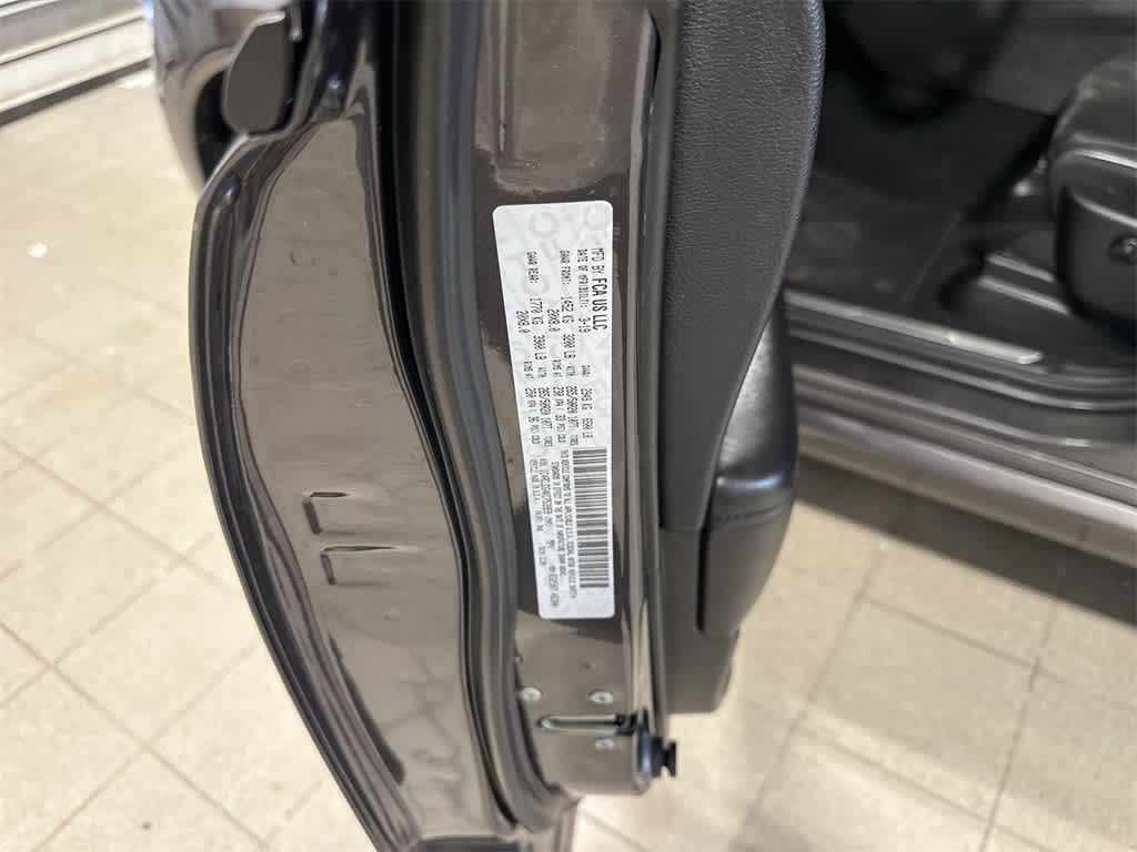 Thumbnail: 2019 Dodge Durango - 14