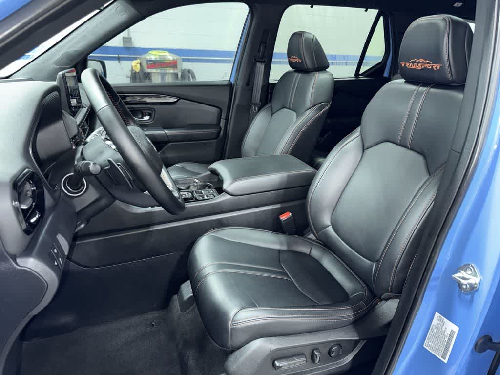 Thumbnail: 2025 Honda Pilot - 15