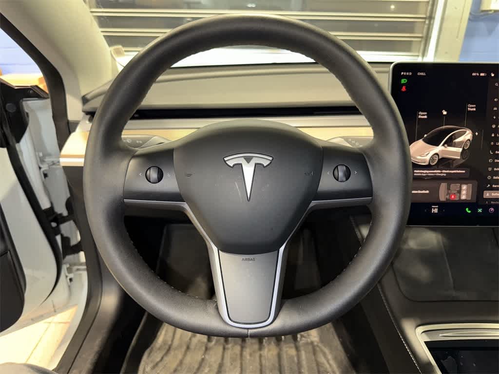 Thumbnail: 2023 Tesla Model 3 - 18