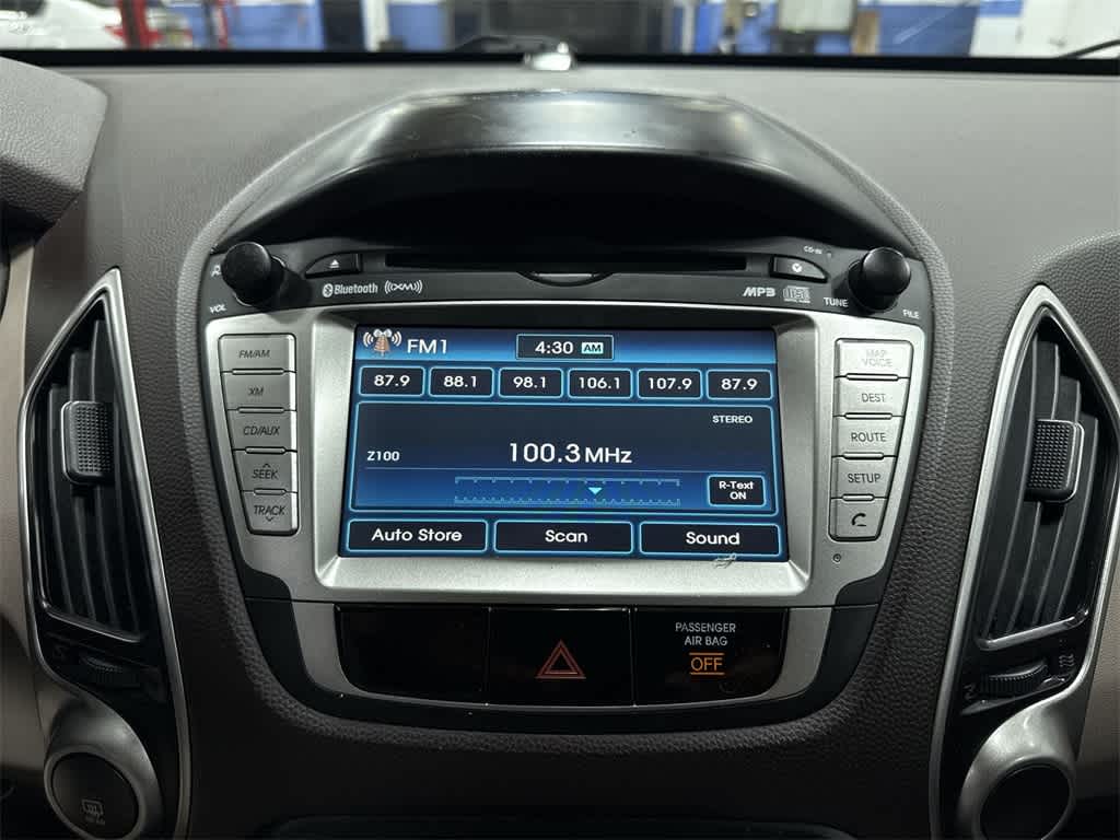 Thumbnail: 2011 Hyundai Tucson - 21