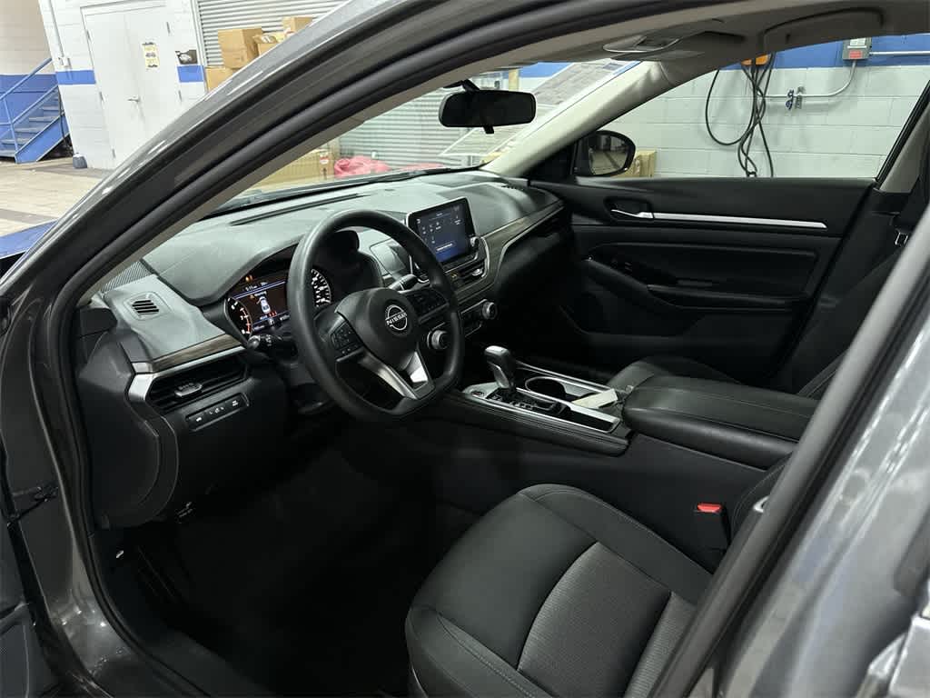 Thumbnail: 2023 Nissan Altima - 28