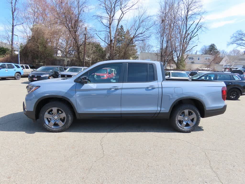 Thumbnail: 2025 Honda Ridgeline - 3