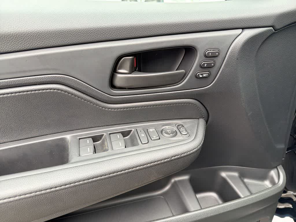 Thumbnail: 2026 Honda Odyssey - 22