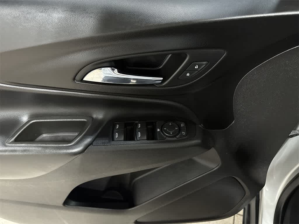 Thumbnail: 2019 Chevrolet Equinox - 22