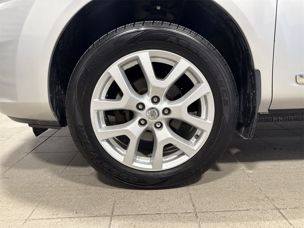 Thumbnail: 2011 Nissan Rogue - 10