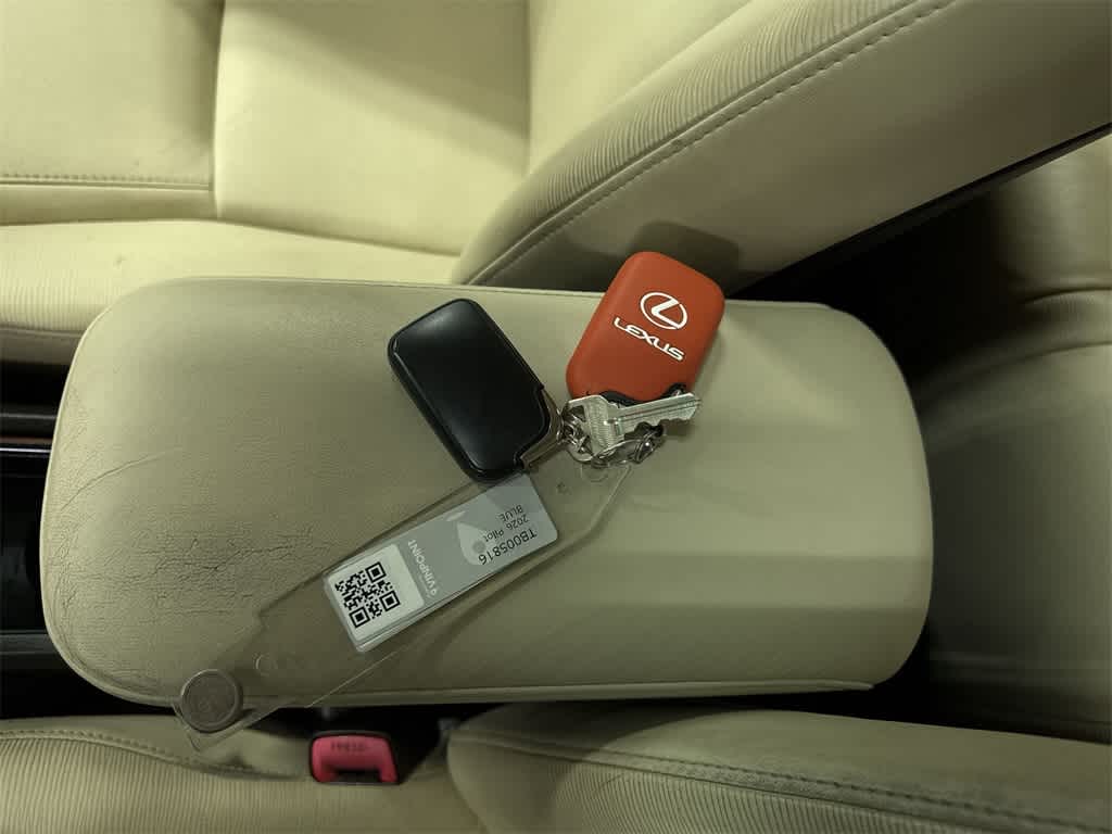 Thumbnail: 2010 Lexus HS - 31