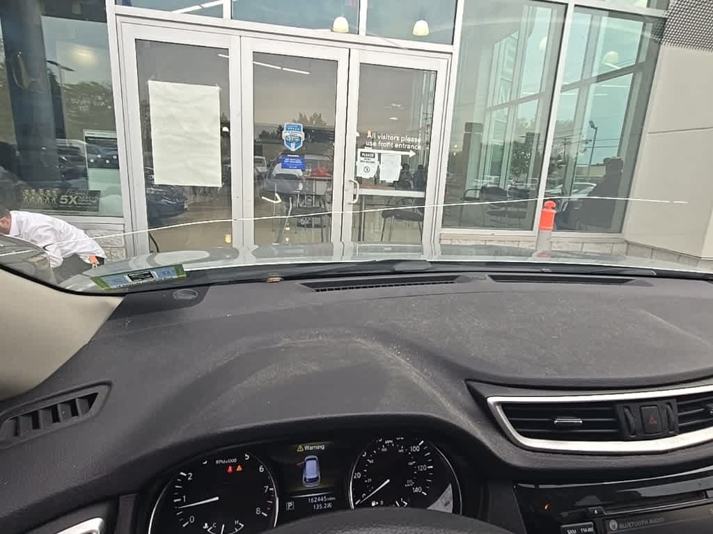 Thumbnail: 2016 Nissan Rogue - 5