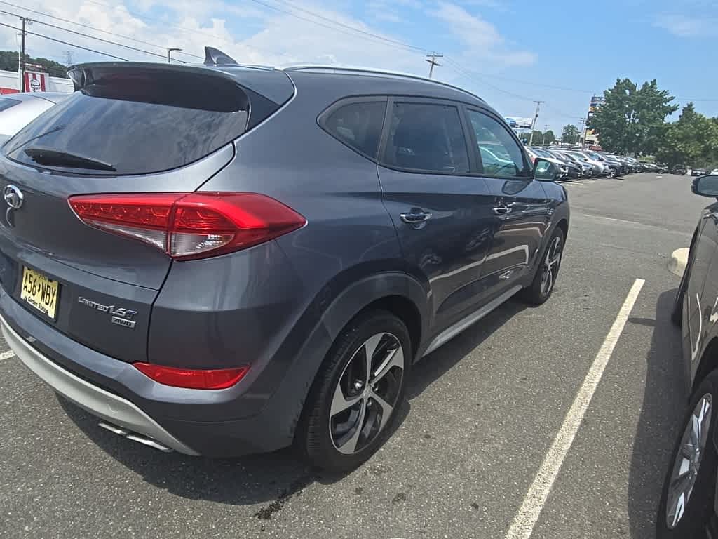 Thumbnail: 2017 Hyundai Tucson - 13