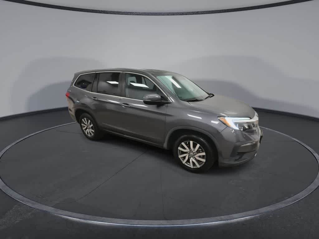 Thumbnail: 2019 Honda Pilot - 2