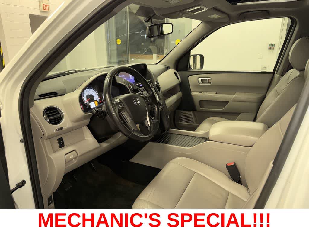 Thumbnail: 2014 Honda Pilot - 29