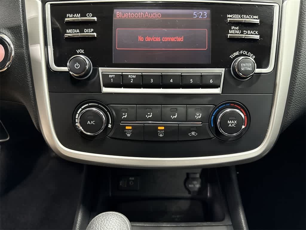Thumbnail: 2018 Nissan Altima - 20