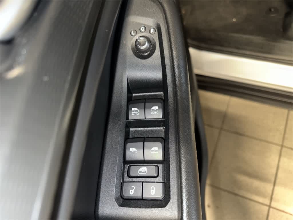 Thumbnail: 2023 Jeep Grand Cherokee - 20