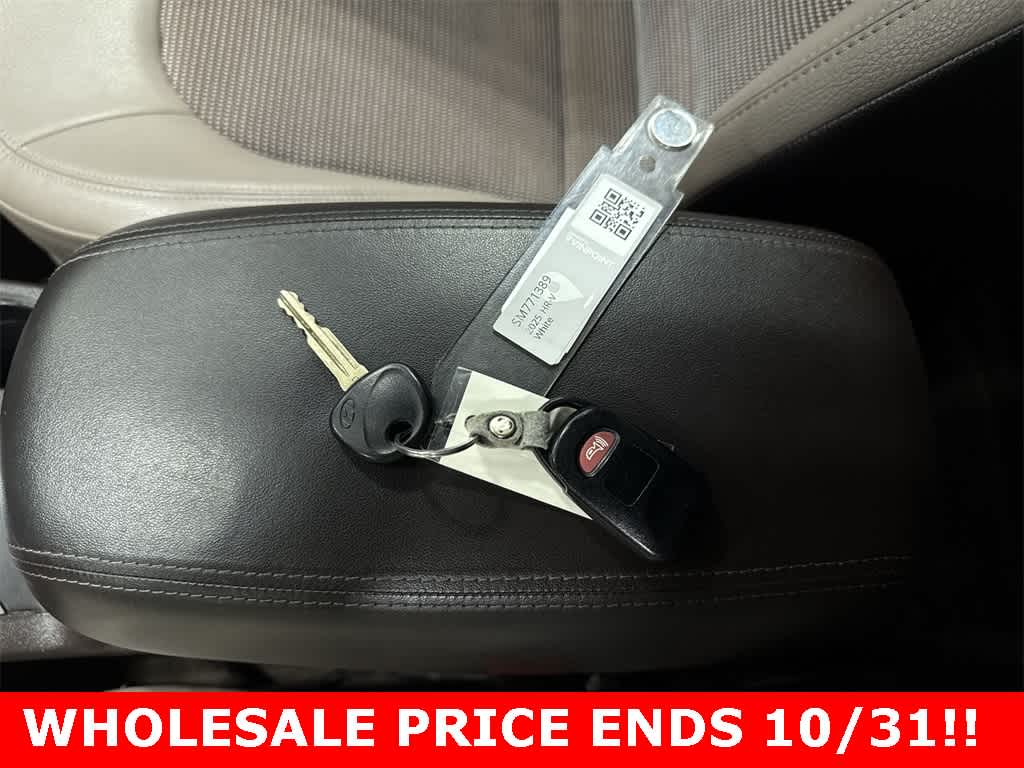 Thumbnail: 2011 Hyundai Tucson - 32