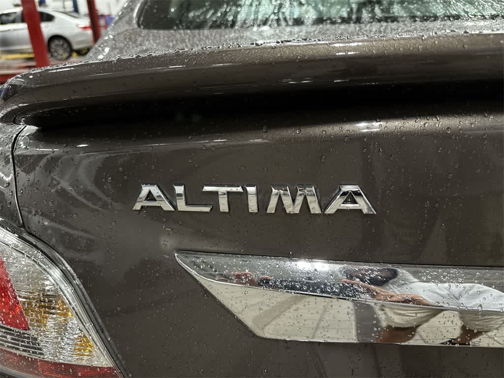 Thumbnail: 2014 Nissan Altima - 27