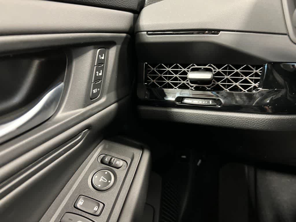 Thumbnail: 2025 Honda Accord - 18